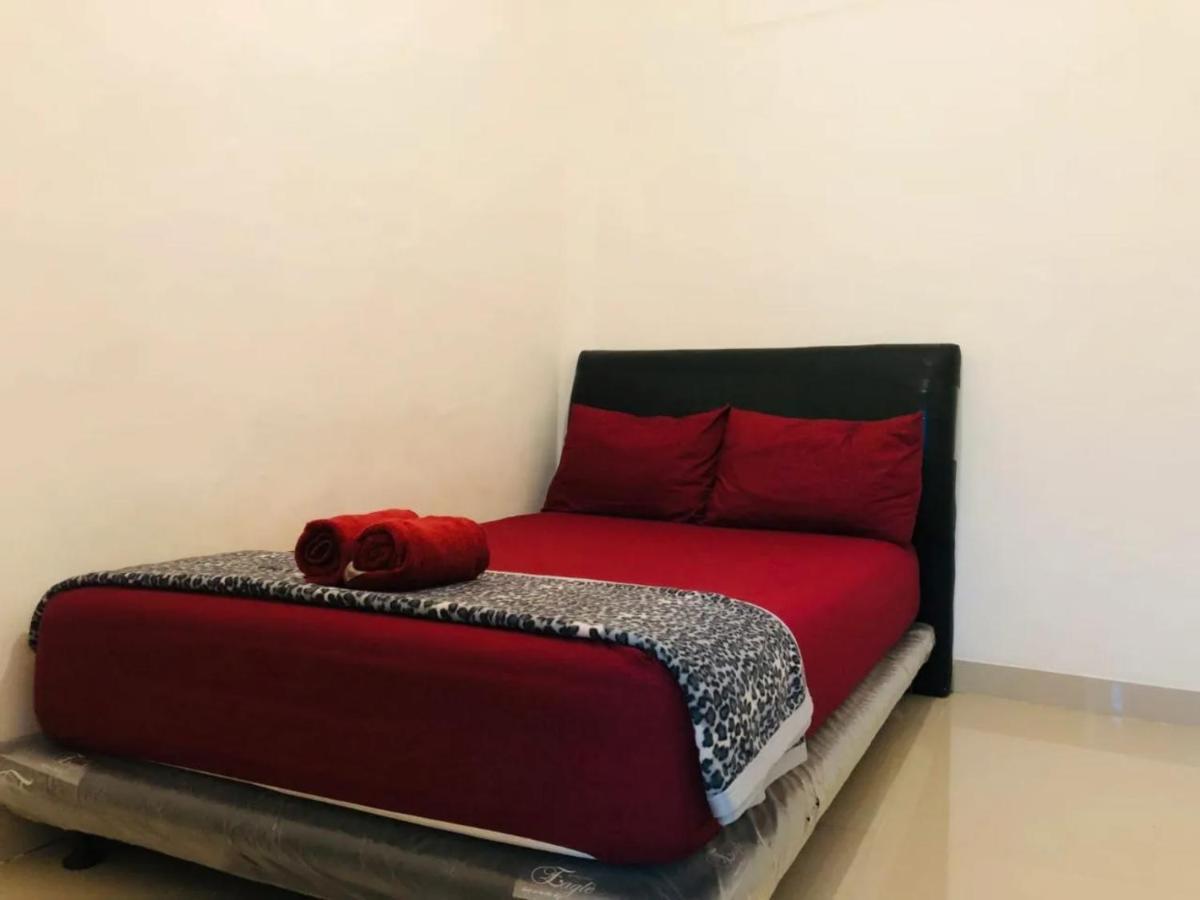 Calliandra Homestay Banyuwangi  Εξωτερικό φωτογραφία